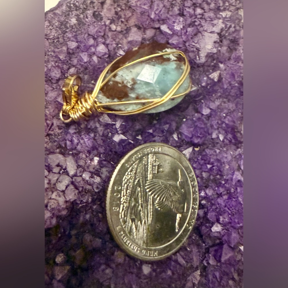 Aquaprase™ Faceted Pendant | Rare Blue-Green Chalcedony • Earth & Ocean Energy - Picture 4 of 9